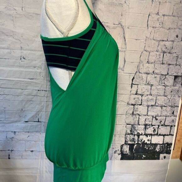 LULULEMON tank top with Sports Bra - Picture 3 of 5